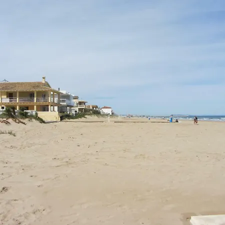 50 Mts From The Beach Appartamento Oliva